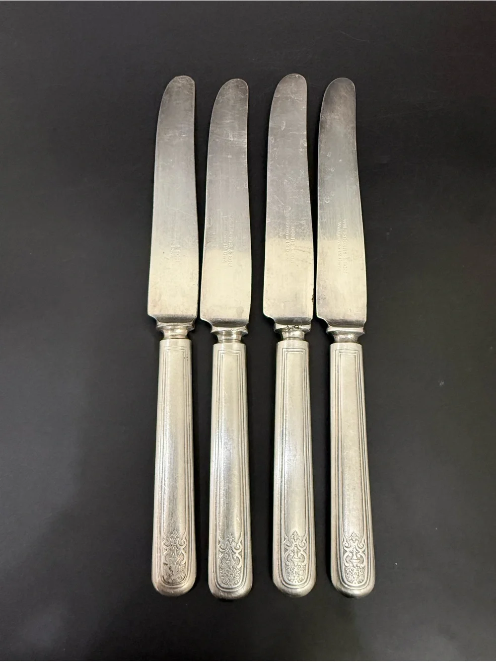 Antique WM Rogers & Son Warranted 12 Dwt Ornate Handle Silverplate Butter Knives